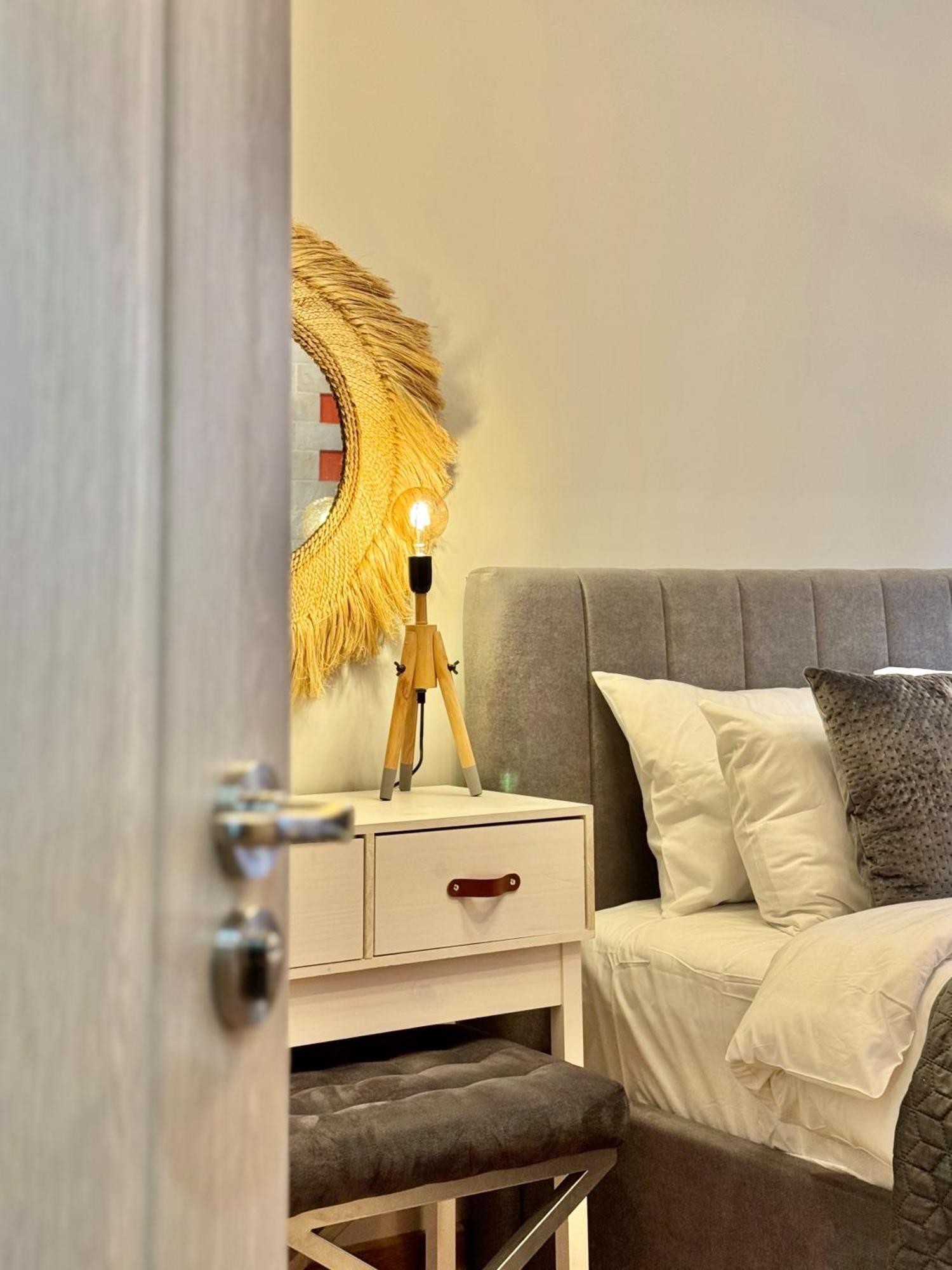 Top Centre 2Bed Apartment For 5 Guests 2 Minutes From High Street بلوفديف المظهر الخارجي الصورة