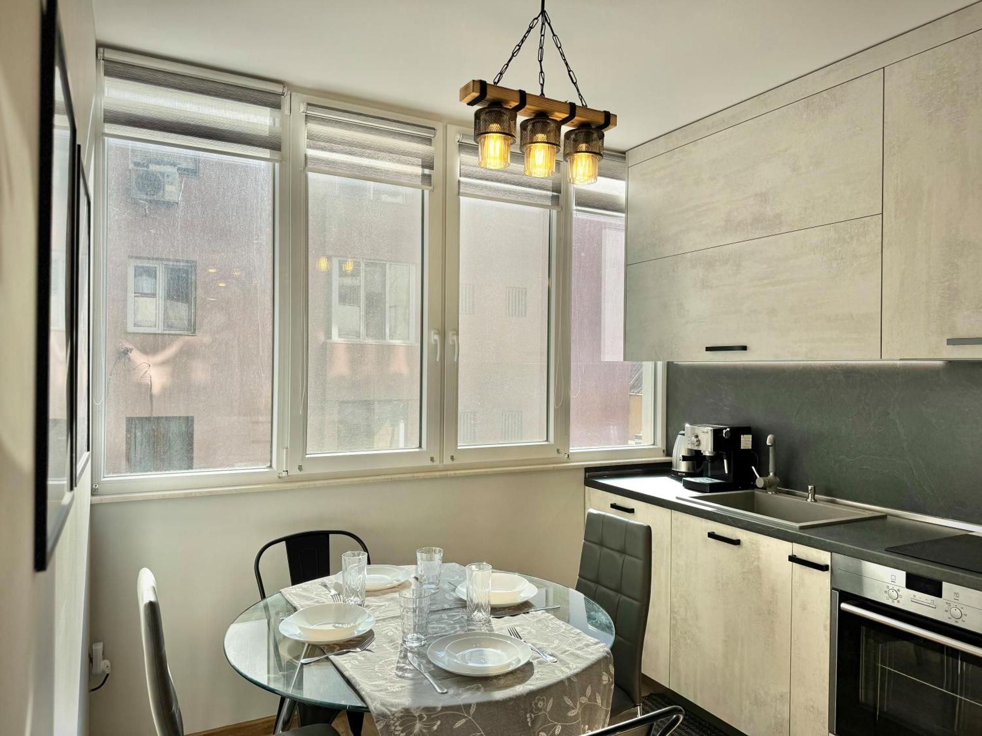 Top Centre 2Bed Apartment For 5 Guests 2 Minutes From High Street بلوفديف المظهر الخارجي الصورة